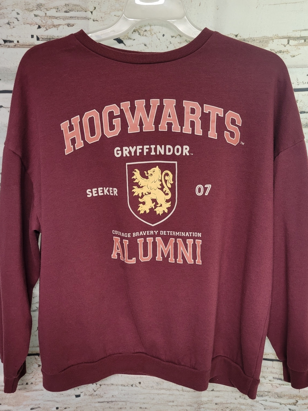 Harry Potter Hogwarts Gryffindor Alumni Crewneck Sweatshirt Burgundy Size Small